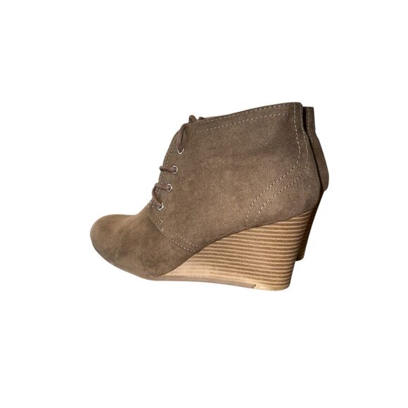 Arizona Women's Lawrence Wedge Ankle Boots SIZE 8.5M Brown Heel - Picture 3 of 6